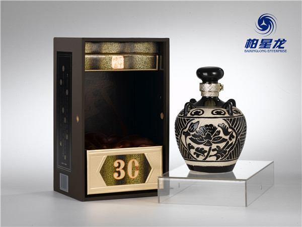 52度武酒坛藏（30年）.jpg