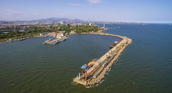 秦皇岛港大码头全景