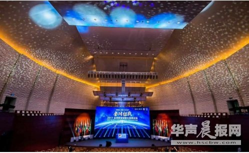韦杰的特色小镇成了泰国和印度的发展利器