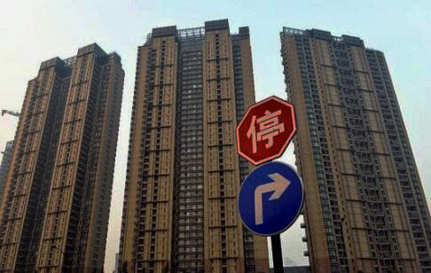 一二线城市房价全线“停涨” 翼龙贷、人人聚财、诺诺镑客赚取买房钱