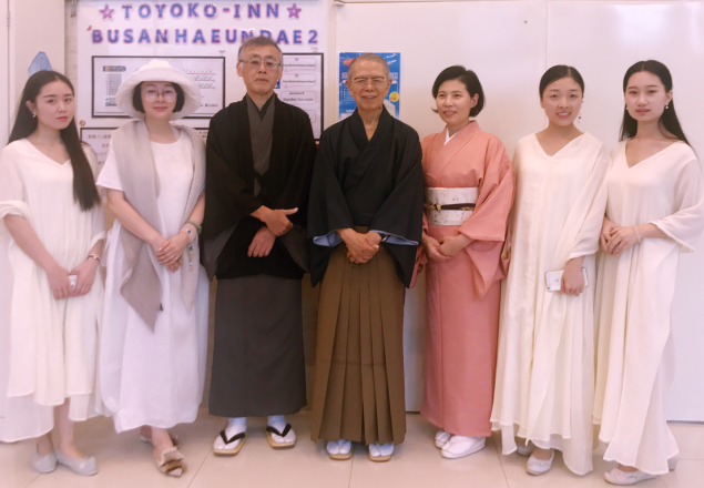第13届世界禅茶雅会安香主为佛祖禅茶供奉祈福礼