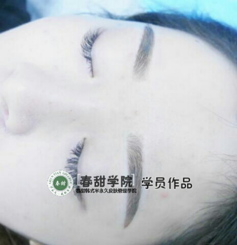 备受瞩目半永久化妆培训权威【春甜】韩式半永久纹绣培训学校教你选对路！