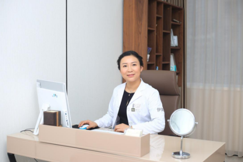 青岛伊美尔刘晓杰主任：为医者最大的幸福，莫过于来自顾客的笑容